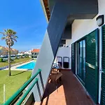 아파트 Goldbeach House *