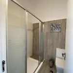 아파트 Goldbeach House
